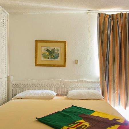 Beach Condos -Montego Bay Club Beach Resort Dış mekan fotoğraf